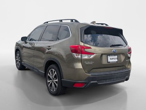 Used 2023 Subaru Forester Limited AWD/4WD image 4