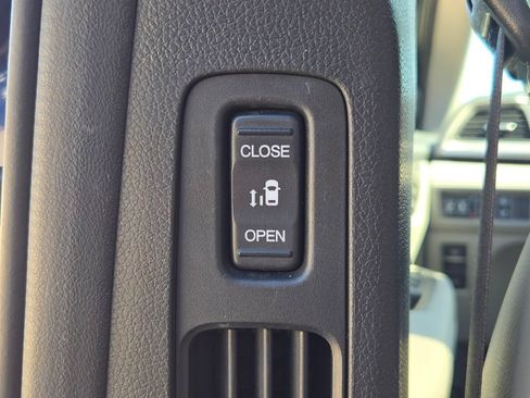 Used 2023 Honda Odyssey EX-L image 24