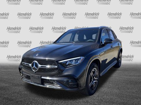 Used 2025 Mercedes-Benz GLC 300 300 image 5