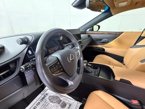 Used 2024 Lexus ES 350 w/ Premium Package FWD image 7