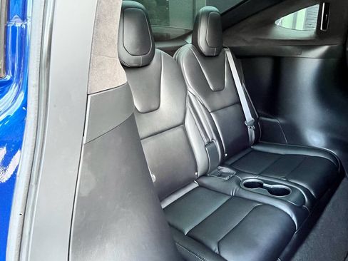 Used 2018 Tesla Model X 75D image 28