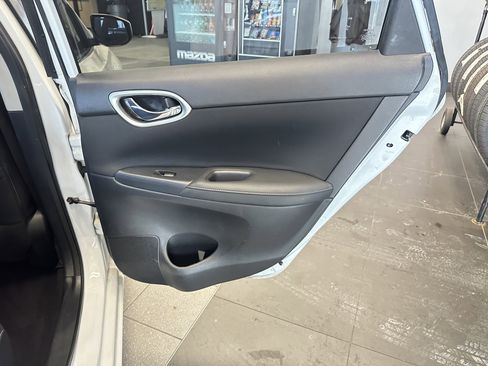 Used 2017 Nissan Sentra SV w/ Style Package image 28