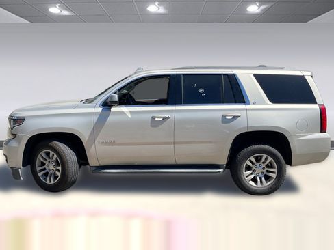 Used 2016 Chevrolet Tahoe LT w/ Luxury Package RWD image 2