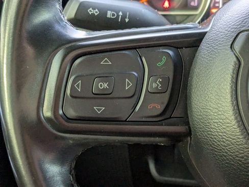 Used 2021 Jeep Wrangler Unlimited Sport AWD/4WD image 4