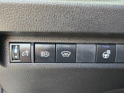 Used 2023 Toyota RAV4 SE w/ SE Grade Weather Package image 27