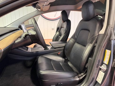 Used 2021 Tesla Model 3 image 14