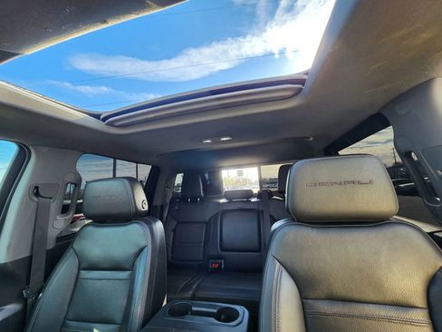 Used 2021 GMC Sierra 3500 Denali w/ Denali Ultimate Package image 5