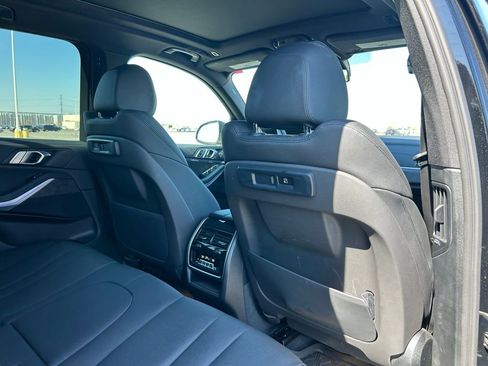 Used 2022 BMW X5 xDrive40i w/ Premium Package image 14