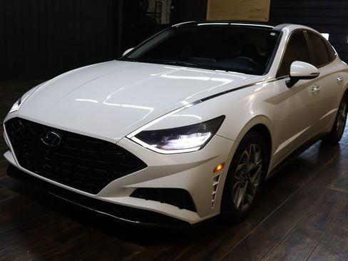 Used 2020 Hyundai Sonata SEL w/ Convenience + Sunroof Package FWD image 6