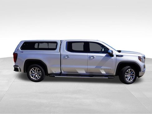 Used 2022 GMC Sierra 1500 SLT w/ SLT Premium Plus Package AWD/4WD image 3