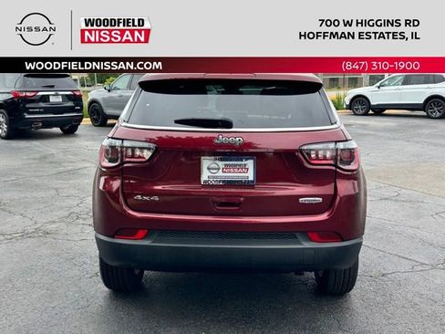 Used 2022 Jeep Compass Latitude AWD/4WD image 4