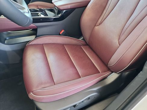 Used 2024 Buick Envision Sport Touring image 17