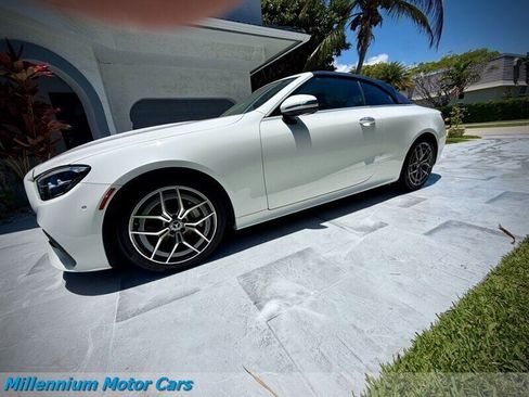 Used 2023 Mercedes-Benz E 450 Cabriolet image 12