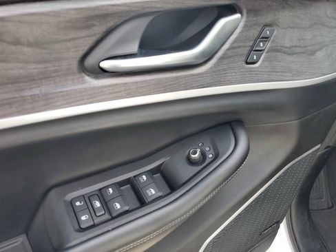 Used 2021 Jeep Grand Cherokee L Limited image 25