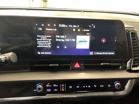 Used 2023 Kia Sportage EX image 22