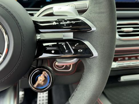 Used 2024 Mercedes-Benz GLE 53 AMG 4MATIC image 22