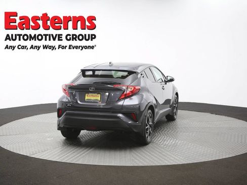 Used 2019 Toyota C-HR Limited FWD image 37