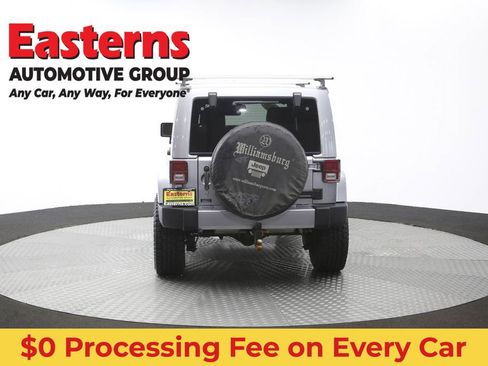 Used 2017 Jeep Wrangler Unlimited Sahara w/ Max Tow Package AWD/4WD image 38