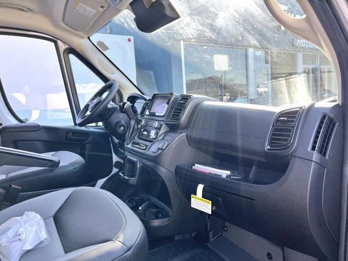 Used 2023 RAM ProMaster 2500 image 22