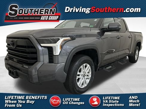Used 2023 Toyota Tundra SR5 image 1