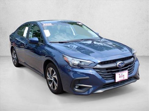 Certified 2025 Subaru Legacy Premium AWD/4WD image 6
