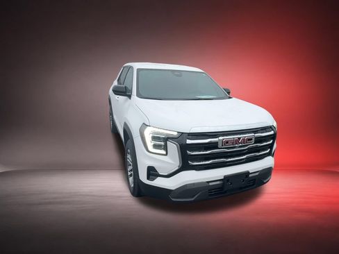 Certified 2025 GMC Terrain Elevation AWD/4WD image 2
