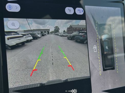 Used 2025 Ford F150 Raptor w/ Equipment Group 803A Raptor R AWD/4WD image 16