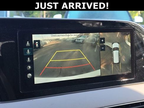 Used 2022 Hyundai Palisade Calligraphy w/ Winter Package image 28