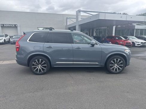 Used 2022 Volvo XC90 T8 Inscription w/ Advanced Package image 8