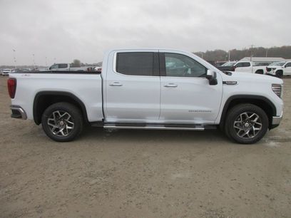 New 2026 GMC Sierra 1500 SLT w/ SLT Premium Plus Package