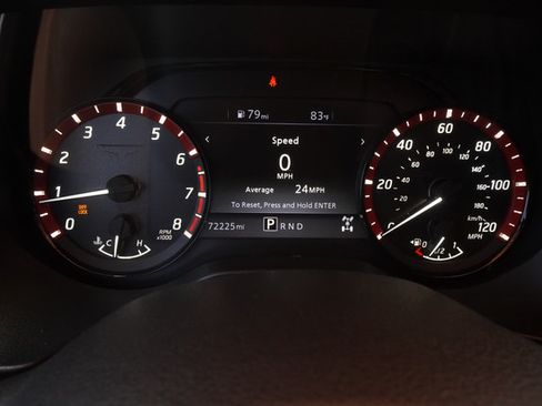 Used 2021 Nissan Titan PRO-4X w/ Pro-4x Convenience Package AWD/4WD image 19