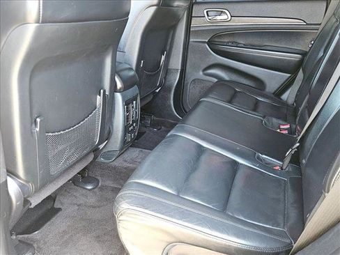Used 2018 Jeep Grand Cherokee Limited RWD image 24