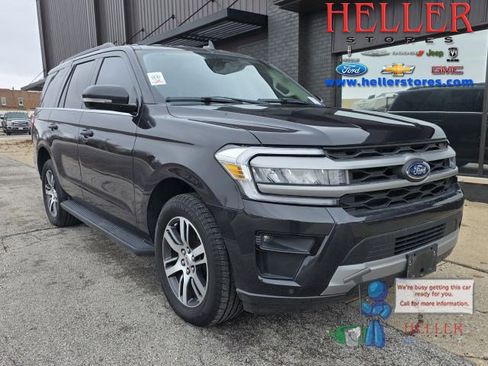 Used 2024 Ford Expedition XLT RWD image 1