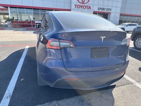 Used 2021 Tesla Model Y Long Range AWD/4WD image 3