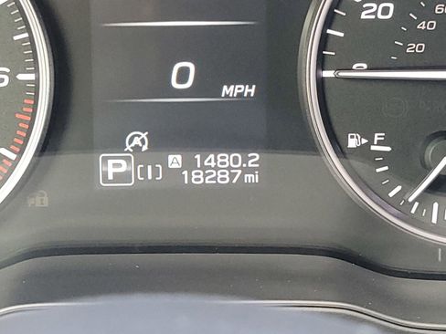 Certified 2024 Subaru Crosstrek 2.0i Premium AWD/4WD image 30
