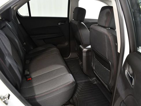 Used 2015 Chevrolet Equinox LT w/ Driver Convenience Package AWD/4WD image 19