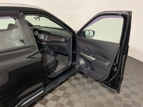 Used 2020 Nissan Kicks SR w/ SR Premium Package image 33