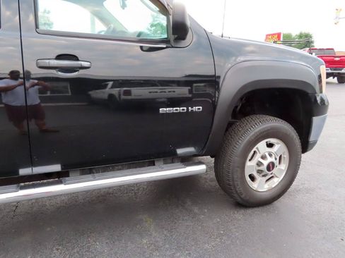 Used 2013 GMC Sierra 2500 SLE w/ SLE Preferred Package AWD/4WD image 23