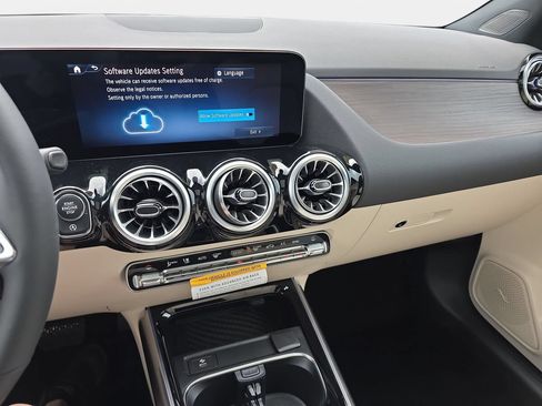 New 2026 Mercedes-Benz GLA 250 image 20