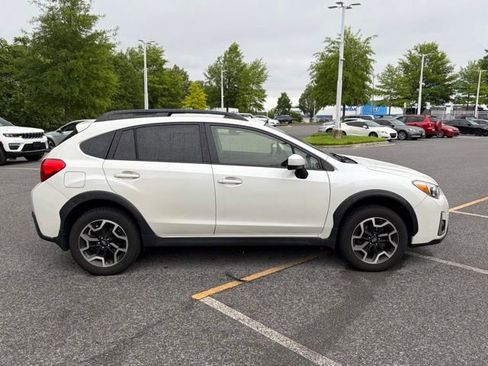 Used 2017 Subaru Crosstrek 2.0i Premium AWD/4WD image 7