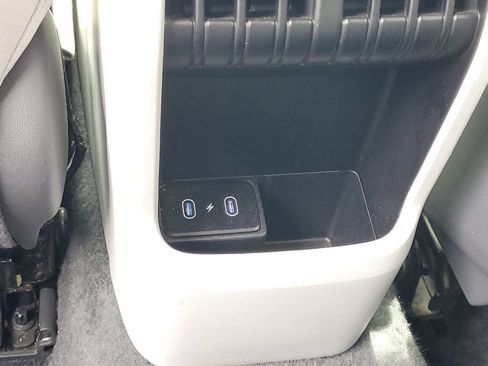Used 2025 Hyundai Kona SEL AWD/4WD image 23