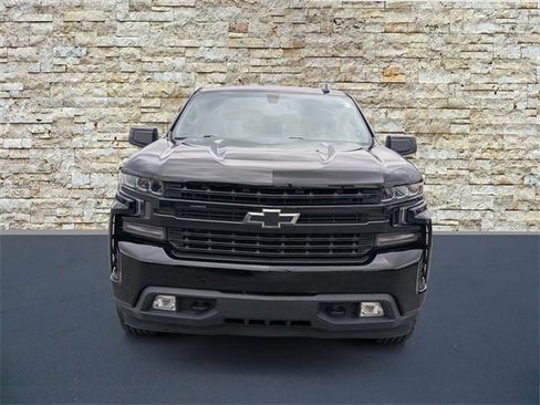 Used 2020 Chevrolet Silverado 1500 RST w/ RST Value Package image 3