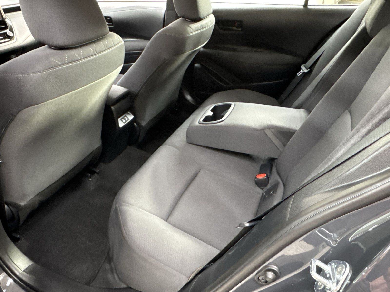 Used 2026 Toyota Corolla LE FWD image 36