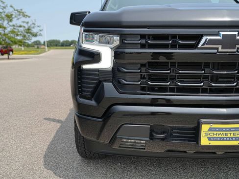 Used 2024 Chevrolet Silverado 1500 RST AWD/4WD image 3