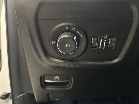 Used 2023 Jeep Grand Cherokee L Overland AWD/4WD image 30