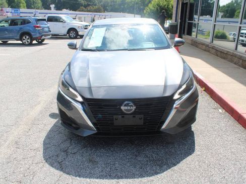 Used 2023 Nissan Altima 2.5 S FWD image 2