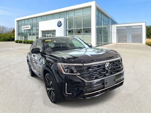 New 2026 Volkswagen Atlas Cross Sport SEL Premium R-Line AWD/4WD image 4