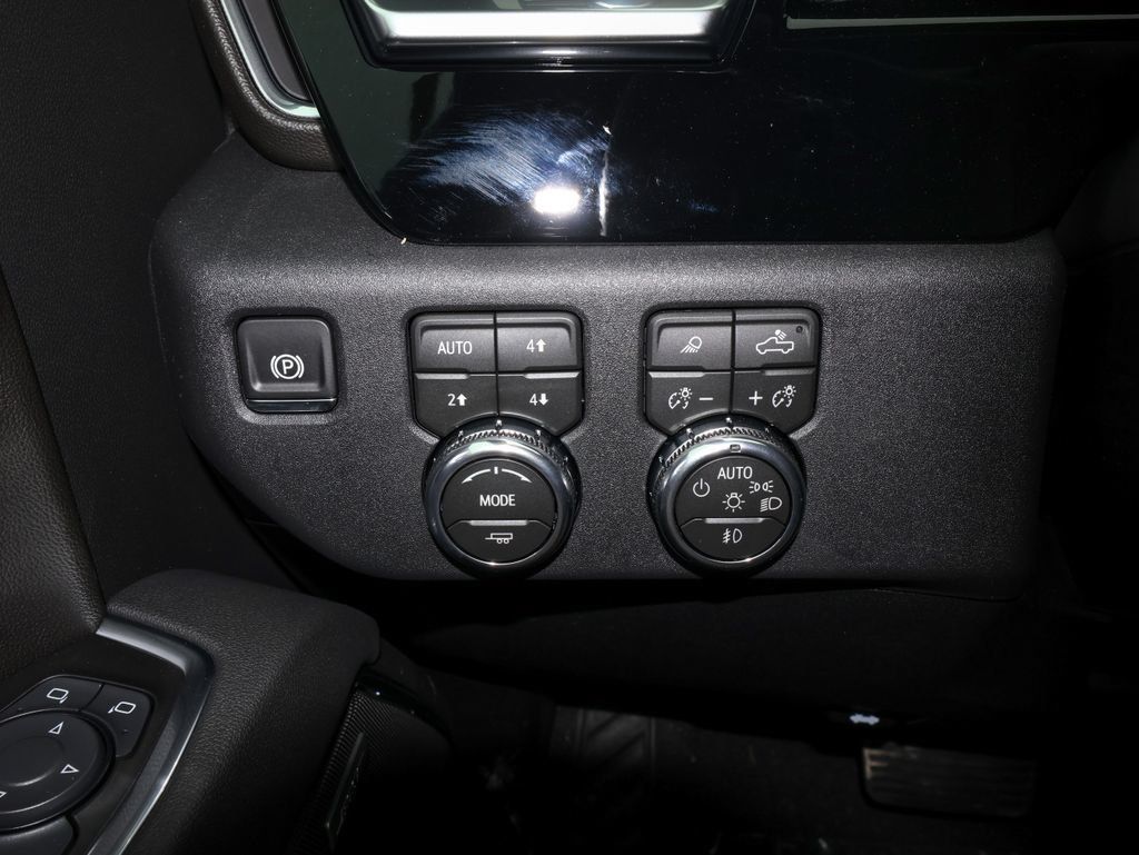 New 2026 GMC Sierra 1500 Elevation w/ Elevation Premium Package AWD/4WD image 22