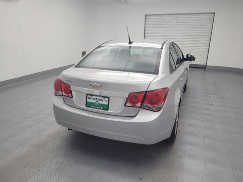 Used 2014 Chevrolet Cruze LS FWD image 7