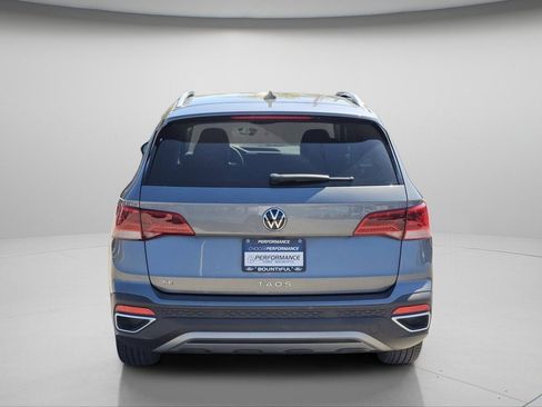 Used 2024 Volkswagen Taos SE FWD image 20
